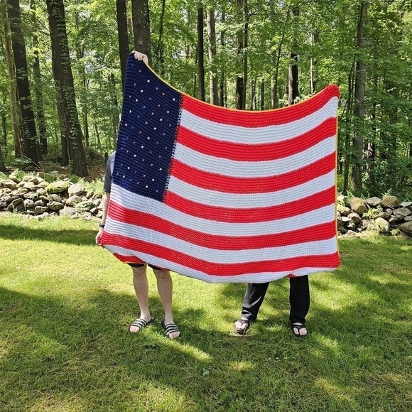 Handmade American Flag Knit Throw Attached Stars, Large, Not Perfect See Photos - Picture 1 of 9